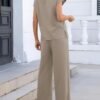 71BWMStFY0L._AC_SY606 Famulily Women’s 2-Piece Summer Tracksuit Set – Pleated Crew Neck Top & Wide-Leg Cropped Trousers with Pockets